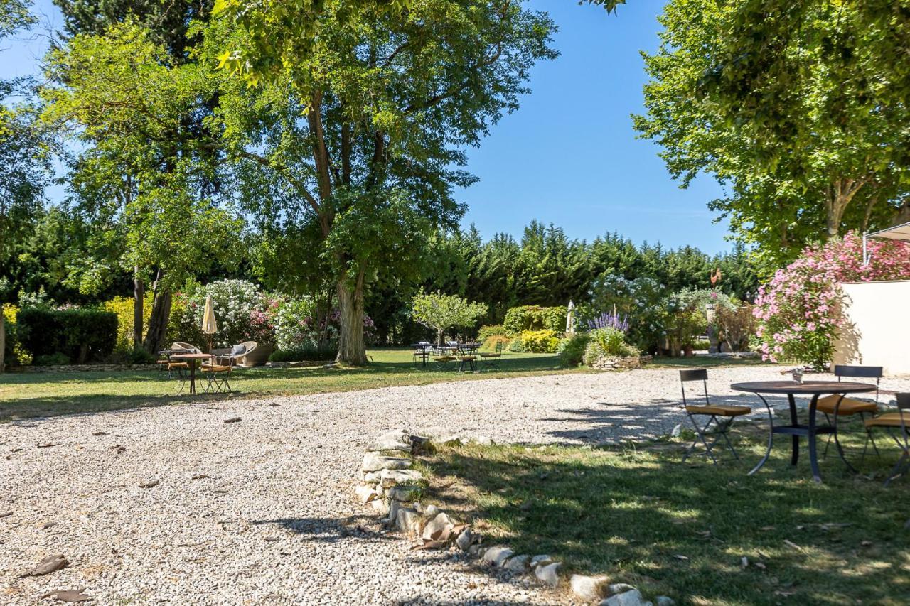 Mas De Capelou Bed & Breakfast Avignon Eksteriør bilde